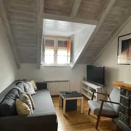 Apartamento Pinos Blancos * Benasque